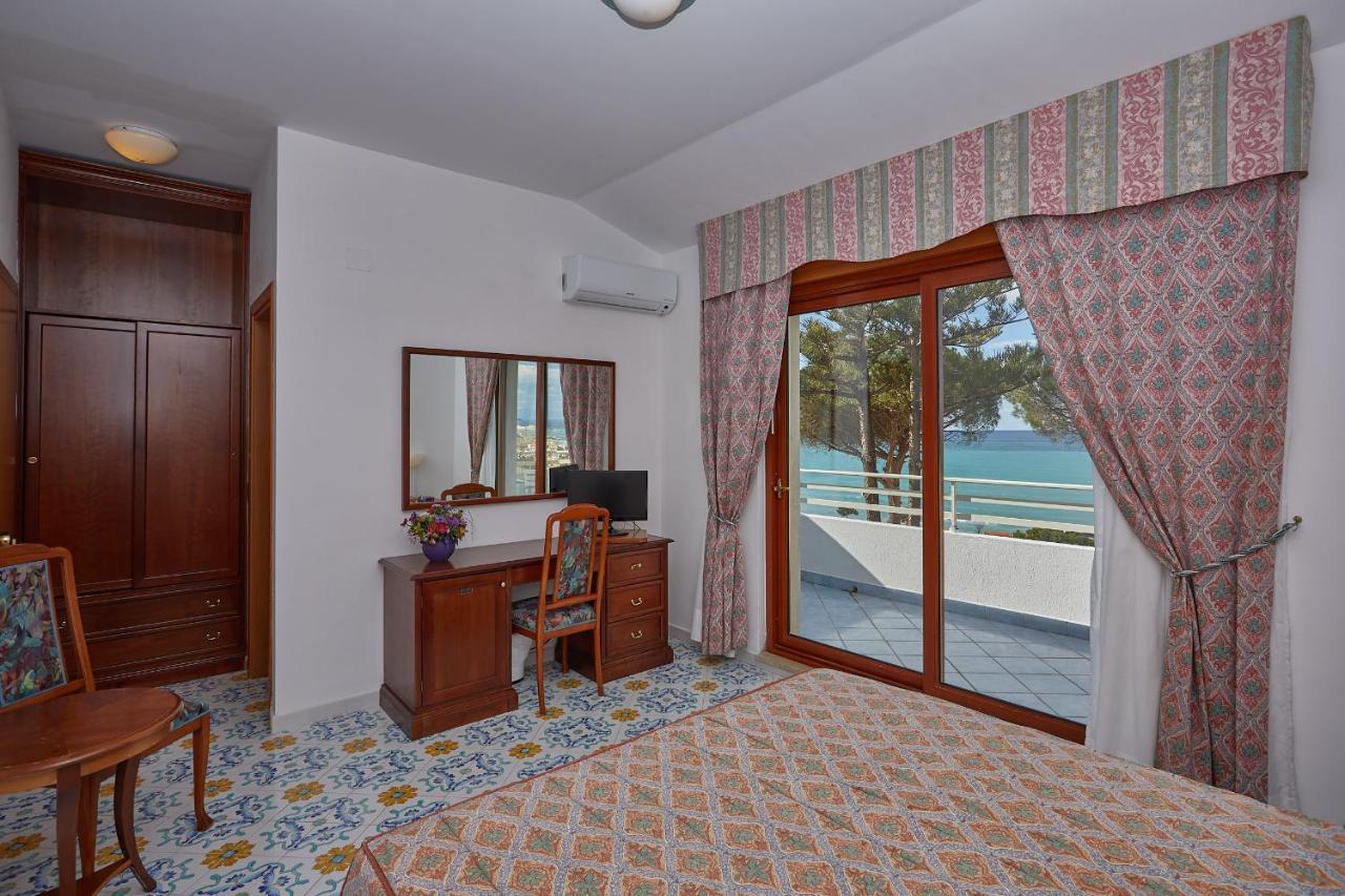 Hotel La Castellana Belvedere Marittimo Eksteriør billede